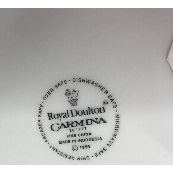 Royal Doulton Carmina 9" Salad Plates Set of (4) Yellow White Blue Berries Print - Picture 5 of 5